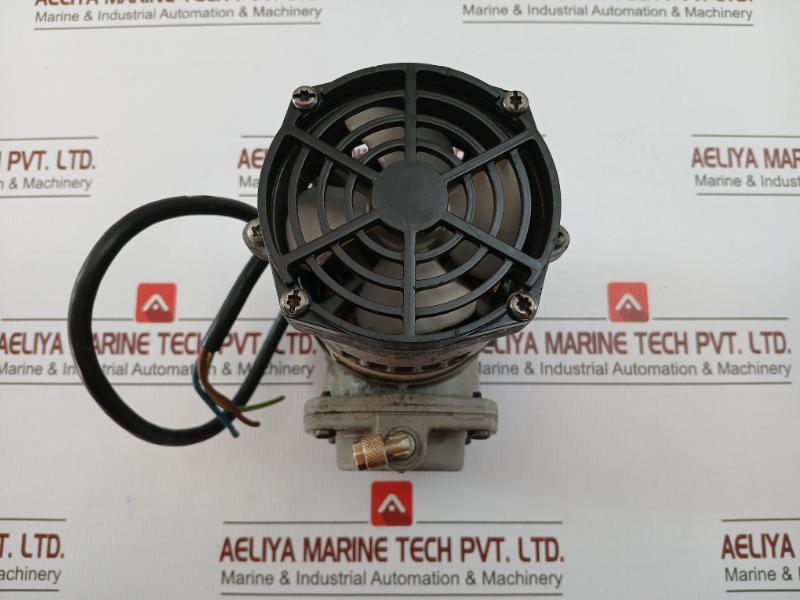 Diaphragm Compressor Vacuum Pump 220-230V Thomas A107Ccd20-164