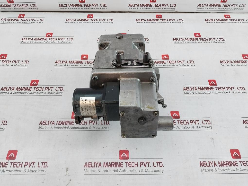 Diesel Kiki 105856-1683 Fuel Injection Governor With Nidec Servo Rhd6-mc 115V Ac