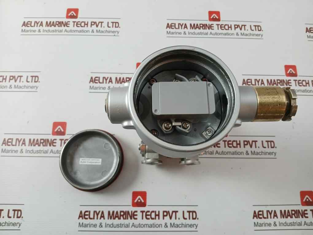 Differential Pressure Transmitter Azbil Jtd920S-1E1B2-lxxx2-u2  100 Kgf/ Cm2