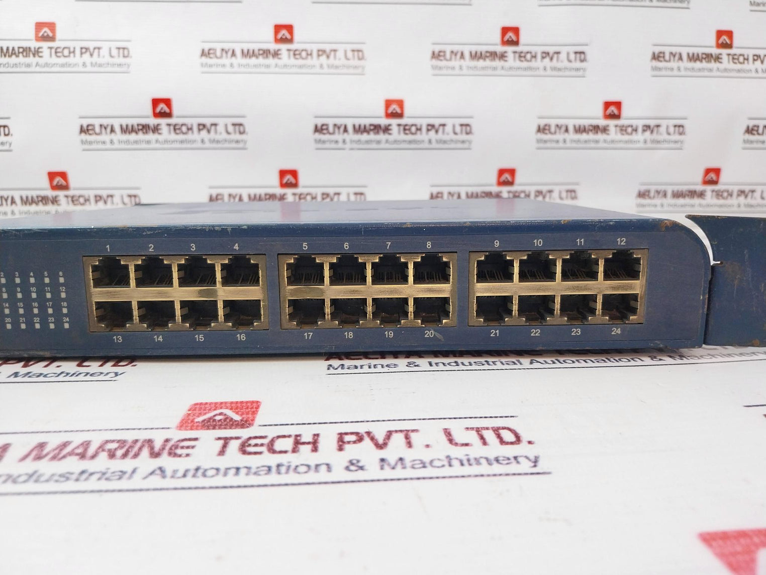 Digisol Dg-fs1024D Fast Ethernet Switch 100-240Vac