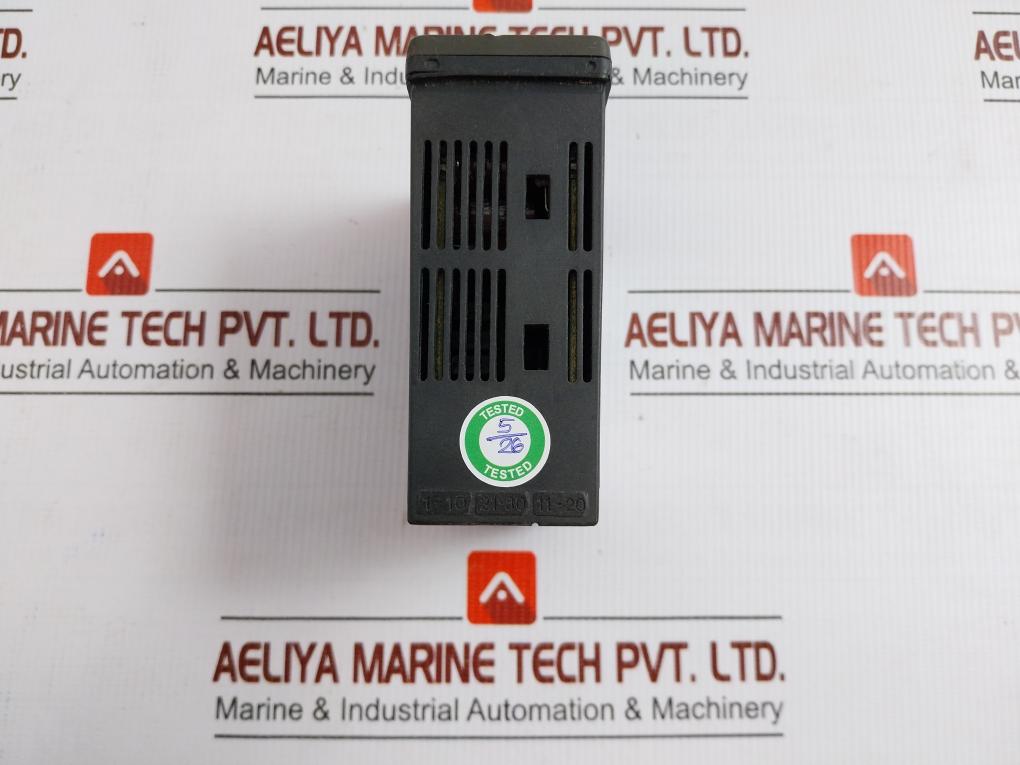 Digital Indicator 100-240Vac-50/60Hz Yokogawa Um330
