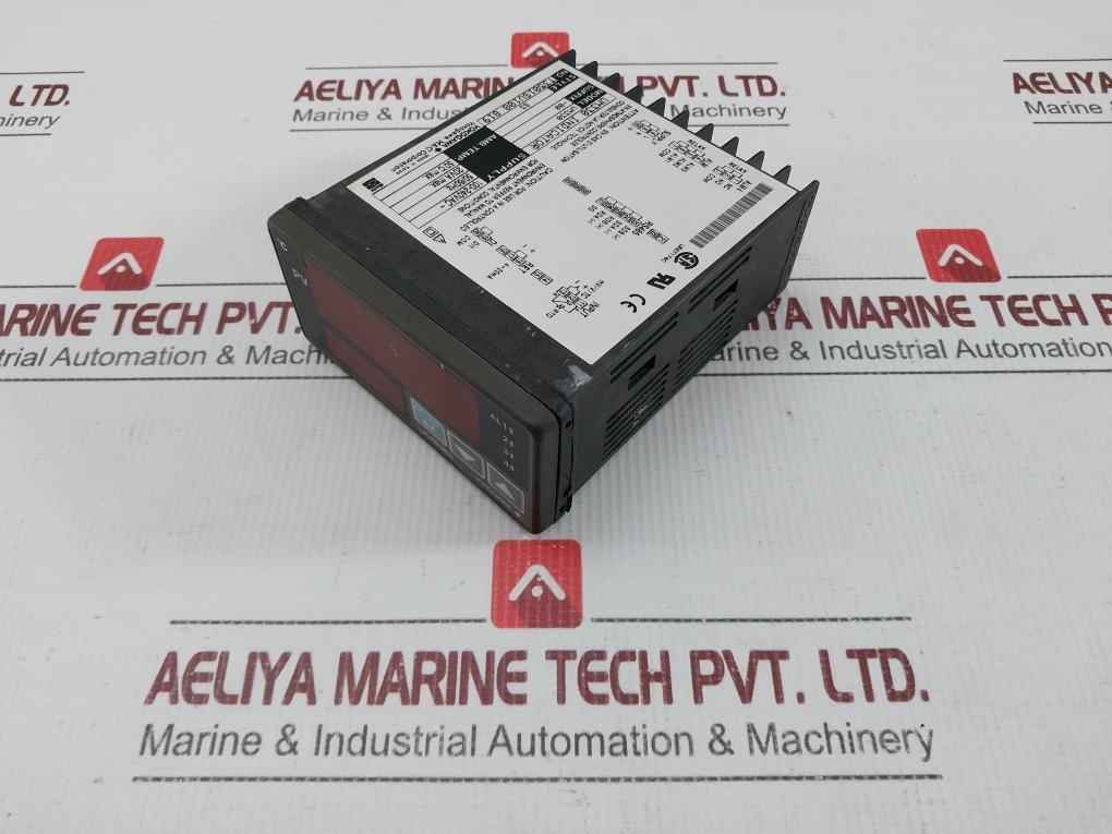 Digital Indicator Um330 Yokogawa 100-240Vac/50-60Hz