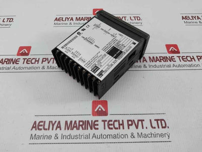 Digital Indicator Um330 Yokogawa 100-240Vac/50-60Hz