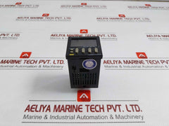 Digital Multifunction Counter H7Cx-a114D1-n Omron 12-24Vdc