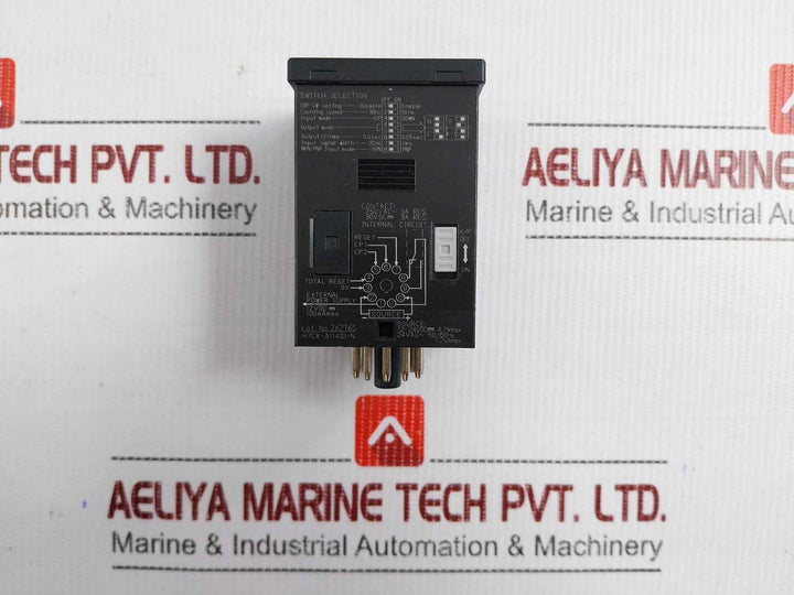 Digital Multifunction Counter H7Cx-a114D1-n Omron 12-24Vdc