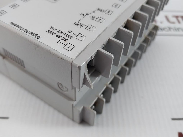 Digital Pid Controller Fu86-301000 Taie