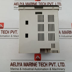 Digital Temperature Controller 100-240Vac Yamatake Sdc21