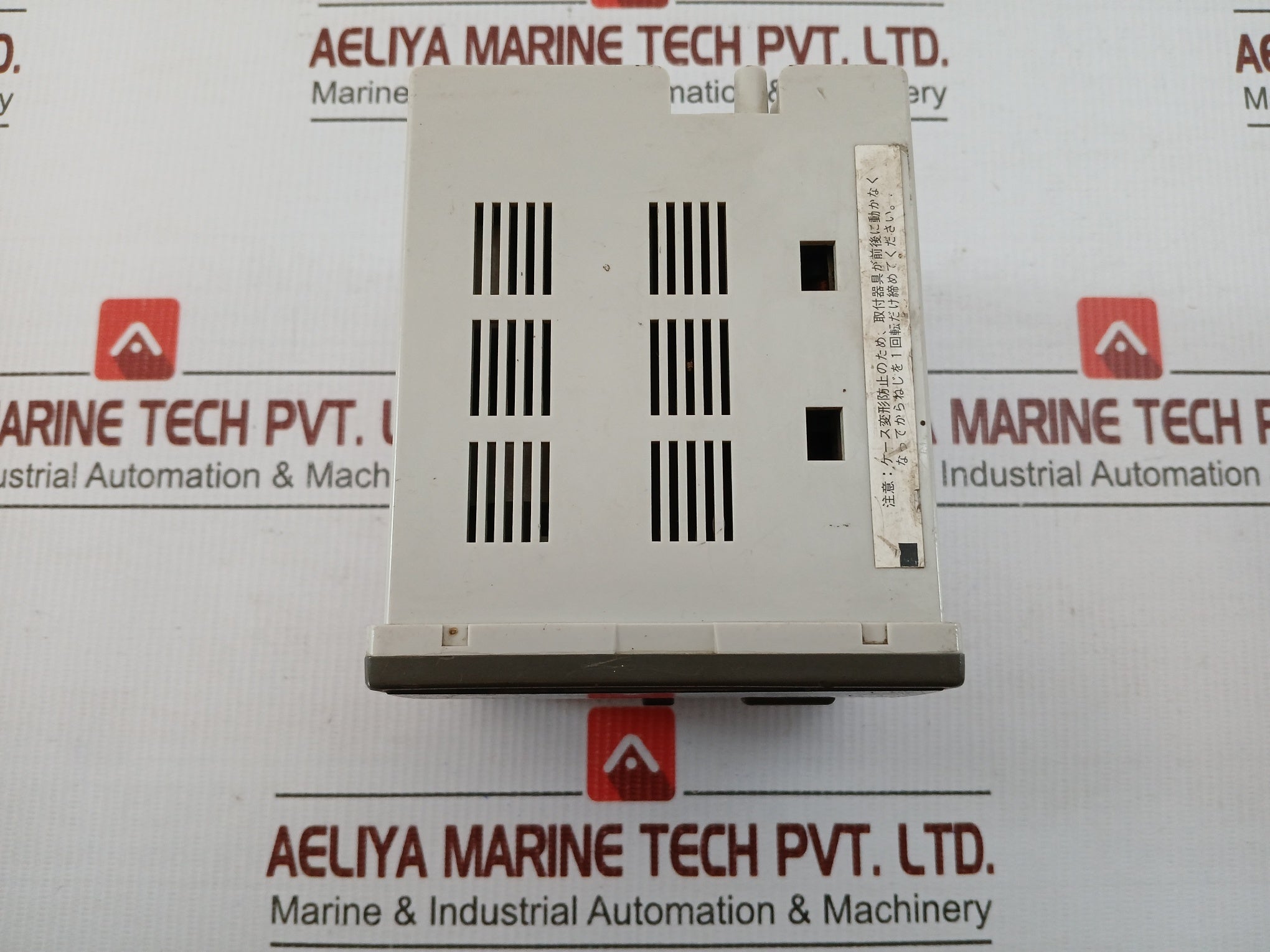 Digital Temperature Controller 100-240Vac Yamatake Sdc21