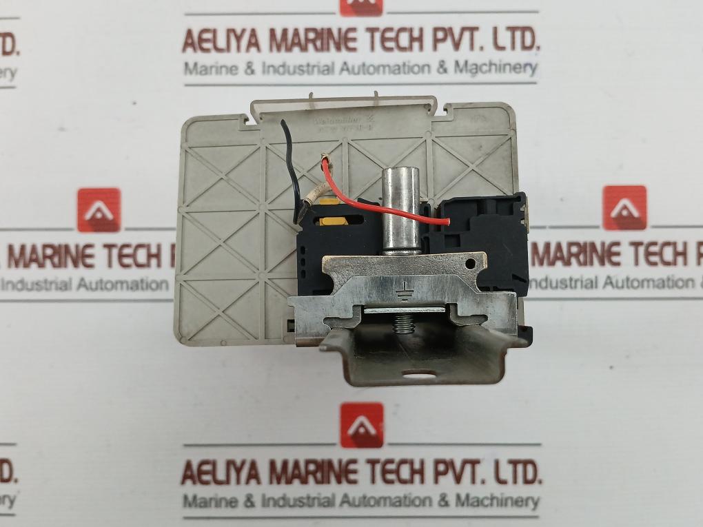 Din Rail Mounted Stud Terminal Block Assy Brand Weidmuller Wtw Wf10-8 Rev 04