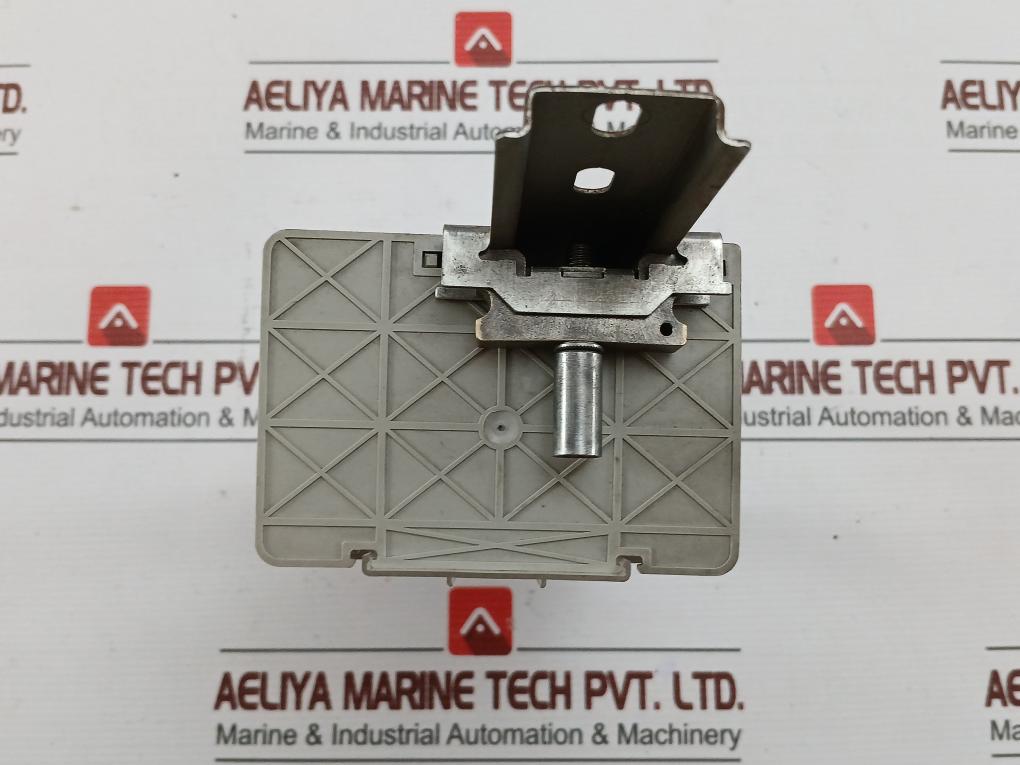 Din Rail Mounted Stud Terminal Block Assy Brand Weidmuller Wtw Wf10-8 Rev 04