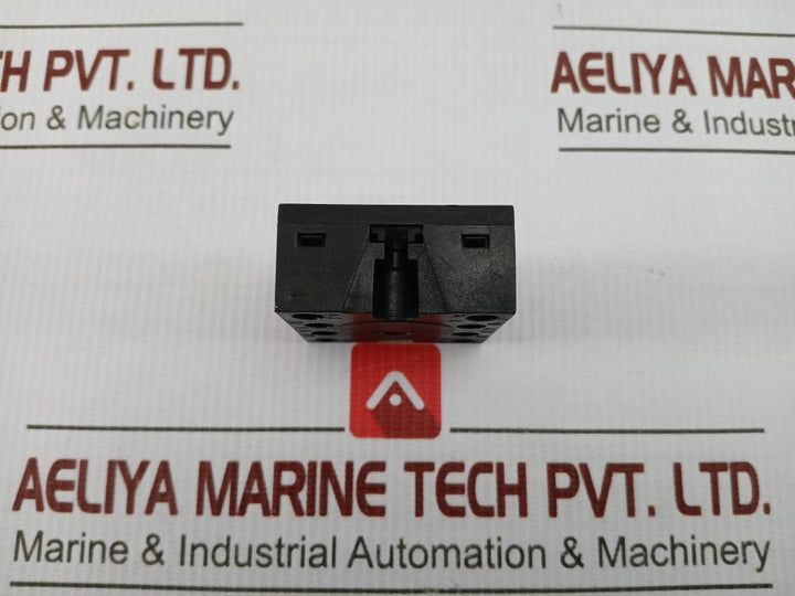Din Rail Relay Socket 10A-250V Rs 403-853