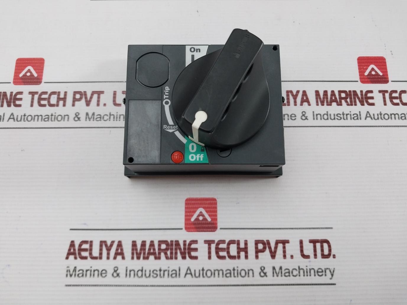 Direct Standard Rotary Handle Part No. Lv429337E Schneider Electric