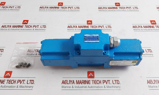 Directional Valve Voltage - 3.5V Isdsg-01-3C4-10 Current - 40 Ma Yuken