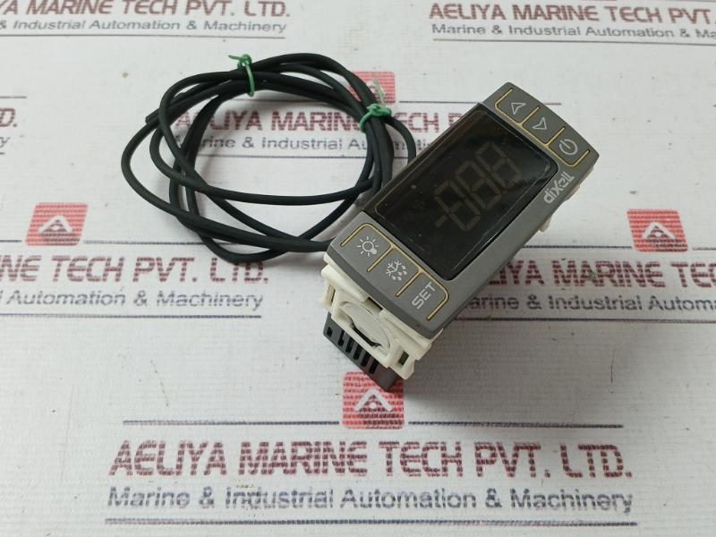 Dixell Xr10Cx-5N0C0 Digital Thermostat V1.0 3.5Va 230V Ac 50-60Hz