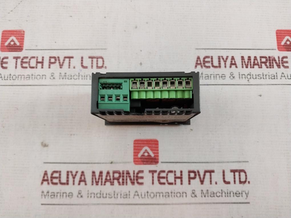 Dixell Xt121C Temperature Controller -5C0Tu- 3Va 230V 8(3)A 250V