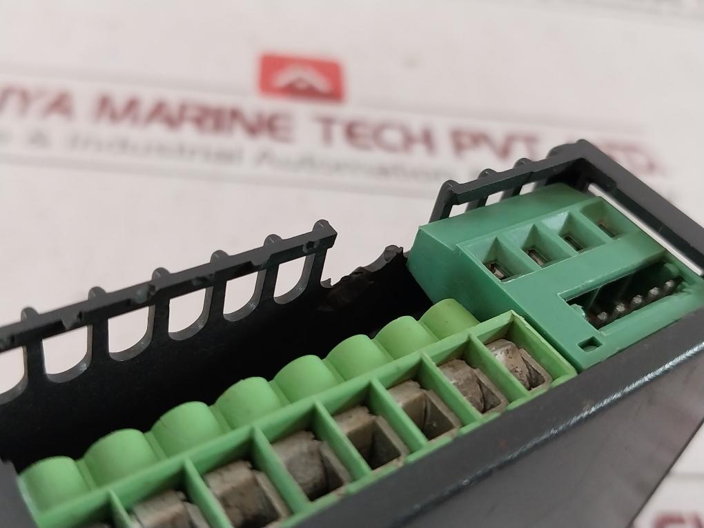 Dixell Xt121C Temperature Controller -5C0Tu- 3Va 230V 8(3)A 250V