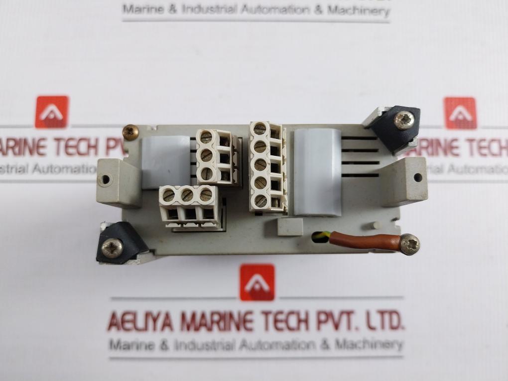Dm4000U/00/00/000/240V Process Indicator 24V Status Instruments