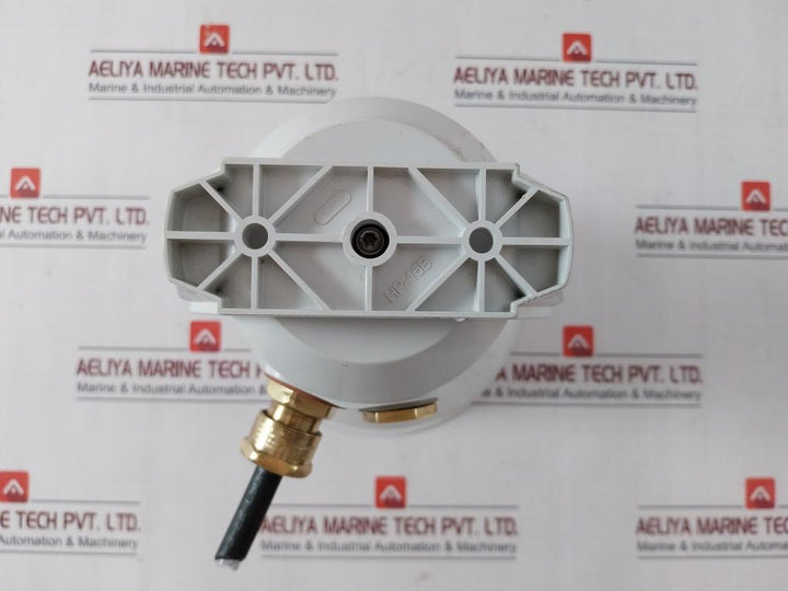 Dnh Hp-15 T Horn Speaker Hp-15B Iso9001 70/100V