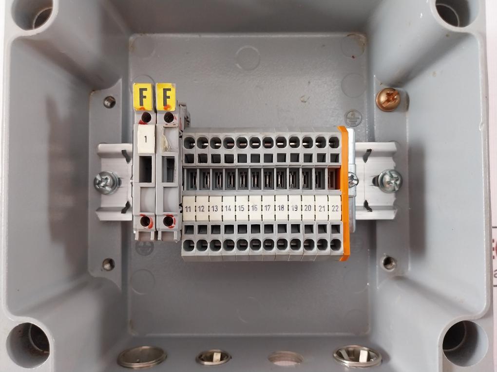 Doosan Engine Wago J/B B Wacs O Wacs Electrical Junction Box 660V-800V 4Mm2