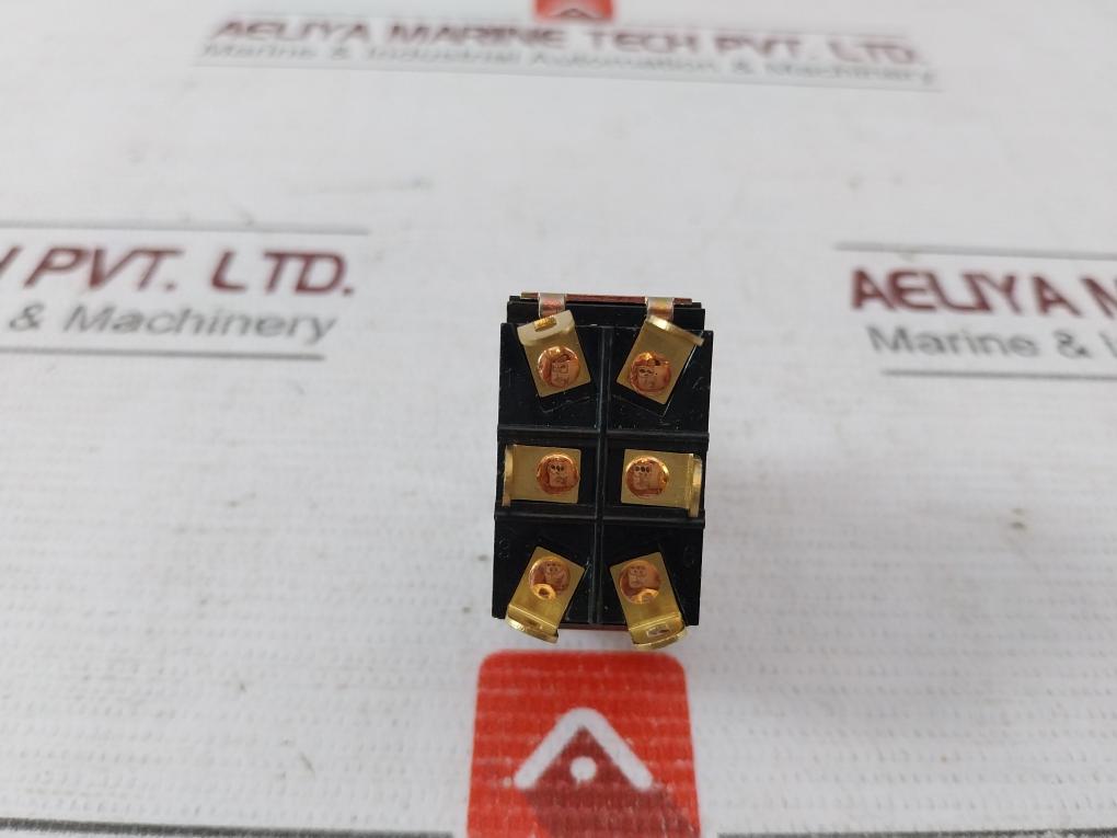 Dowon Electric Dwt-6210 Toggle Switch 125V/10A/2 250V/6A/2 Ja02006-11011