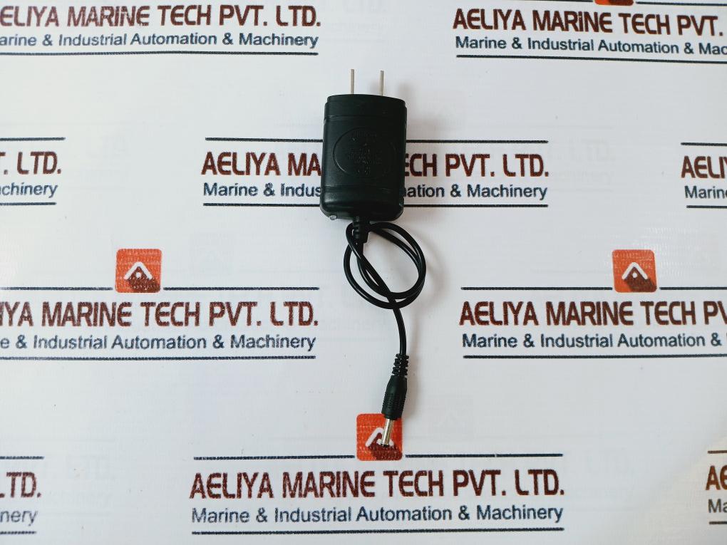 DP XW-001 Charger AC100V-240V