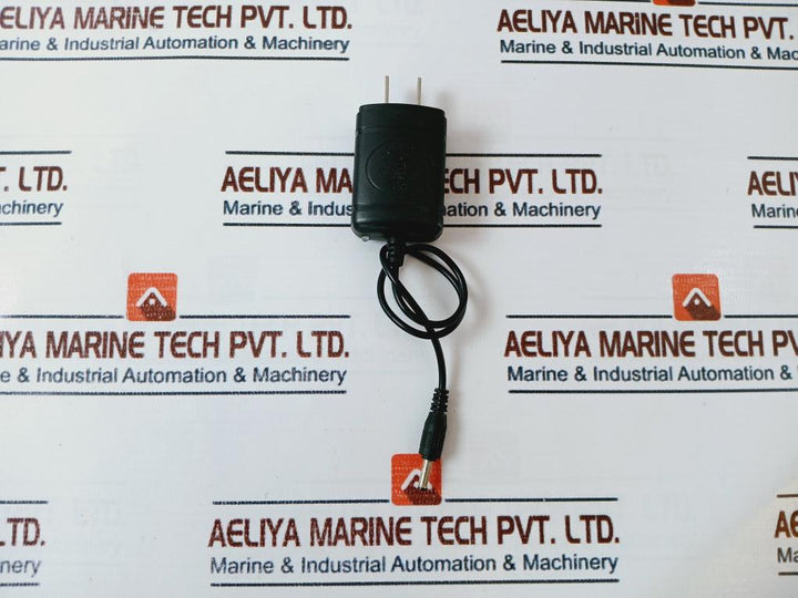 DP XW-001 Charger AC100V-240V
