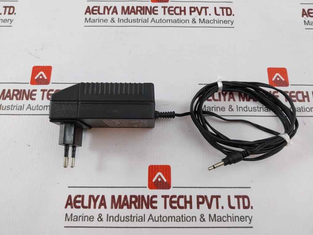 Drager Fw7207/11a06 Ac/dc Adapter 100-240v 50-60hz 400ma