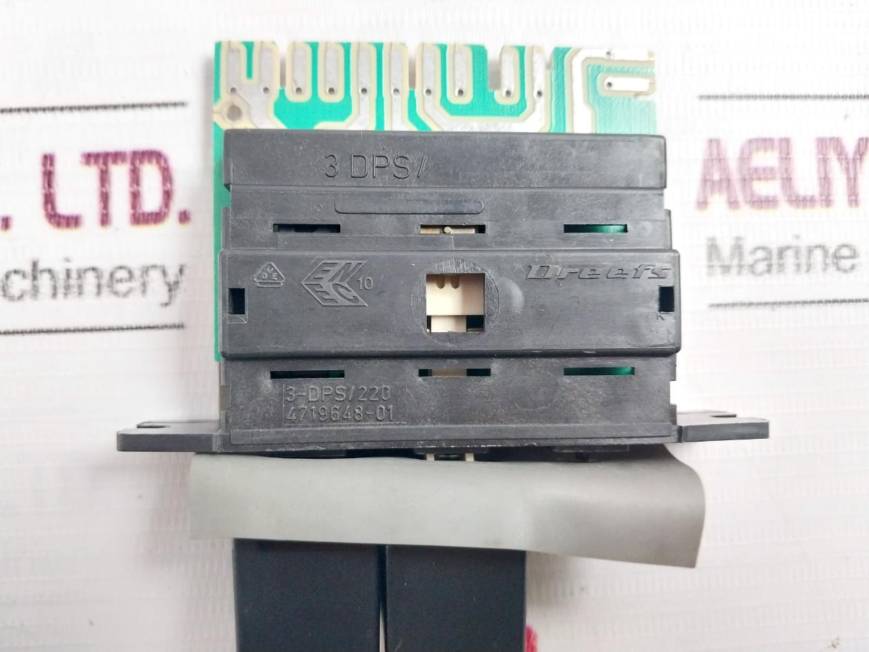 Dreefs 3-dps/220 Push Button Switch 4719648-01 Skm 5S 94V0