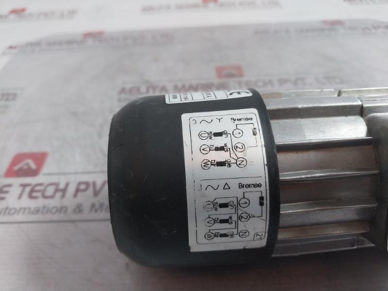 Dunkermotoren Dr52.0X40-2/Asto Servo Motor 230V 50/60Hz 61/51A 2600/3100 Rpm