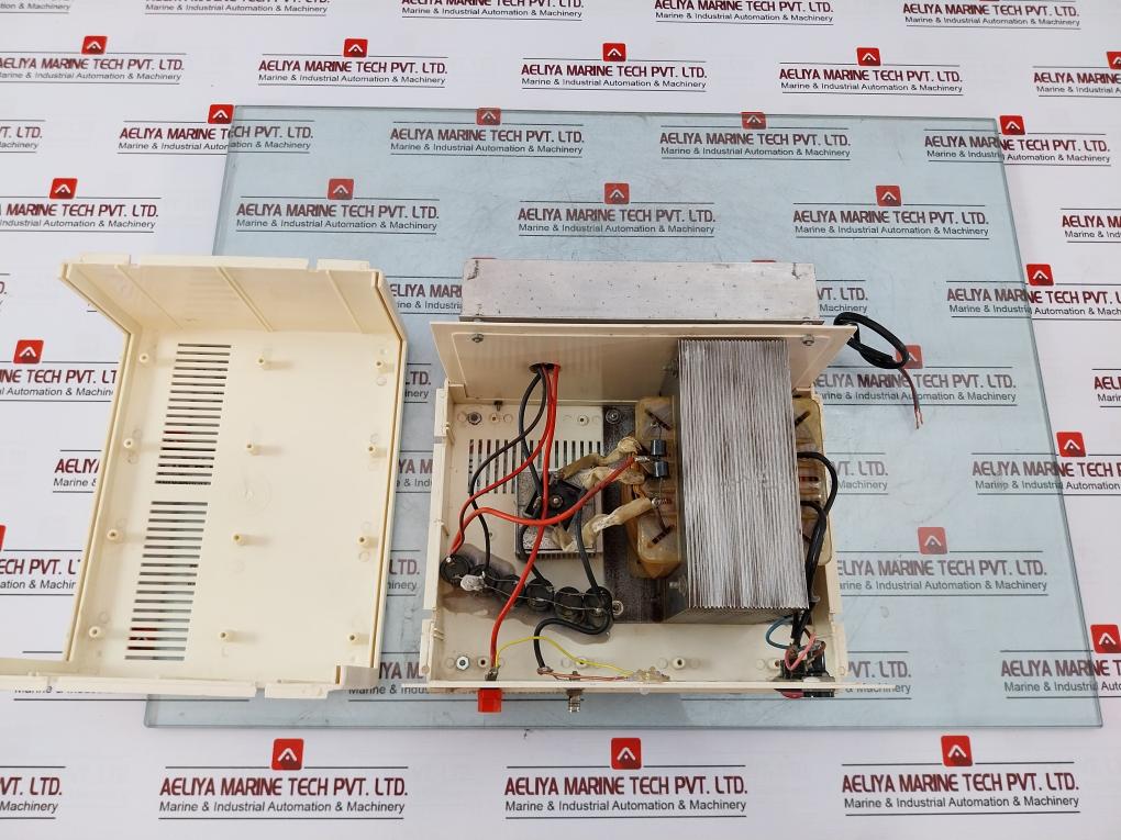 Durapex 24V 25Amp Transformer Regulated Power Source