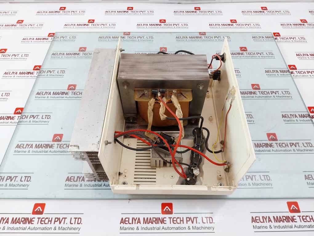 Durapex 24V 25Amp Transformer Regulated Power Source