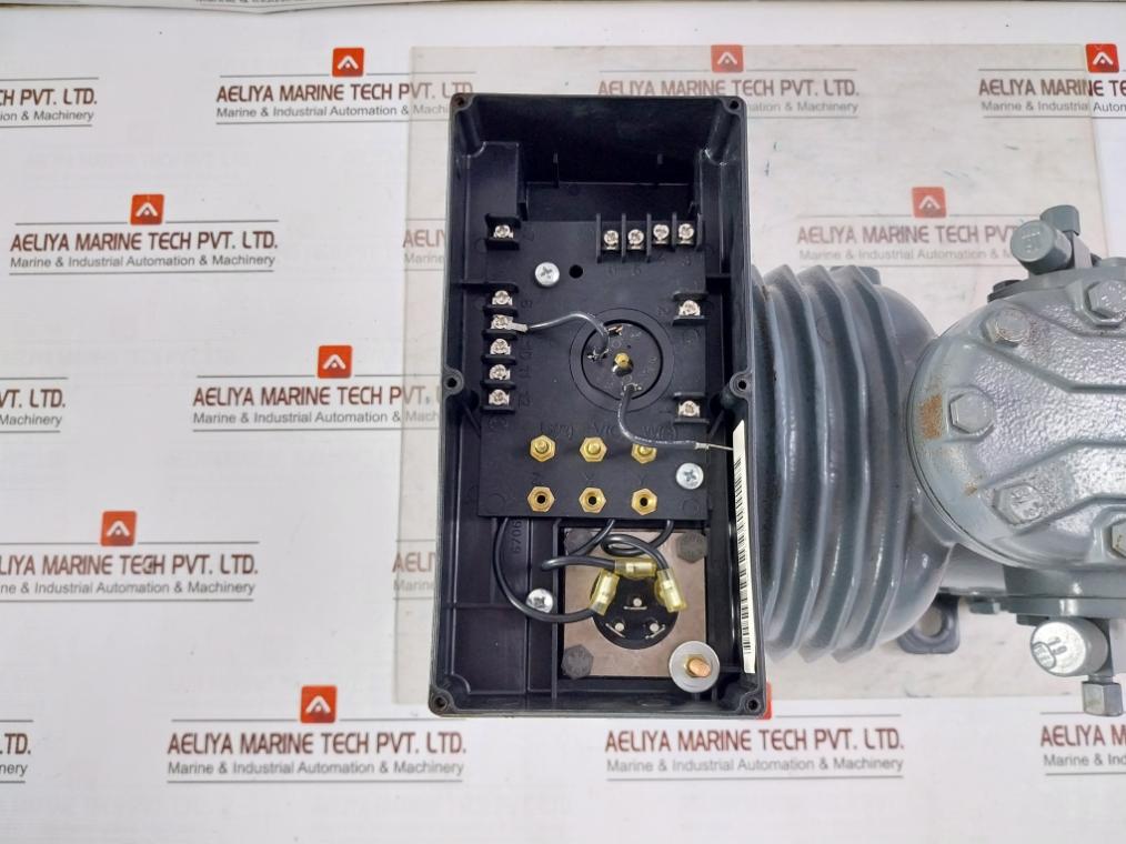 Dwm Copeland Dkjp-10X-cag Compressor 28/22,5 Bar 220-230V 50Hz 1450 Rpm Ip54