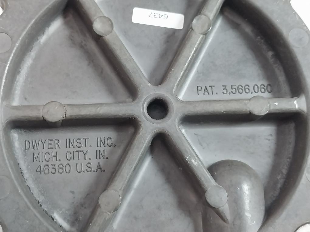 Explosion-proof Differential Pressure Switch 1/4 Hp 250 Vac Dwyer 1950-5-2F