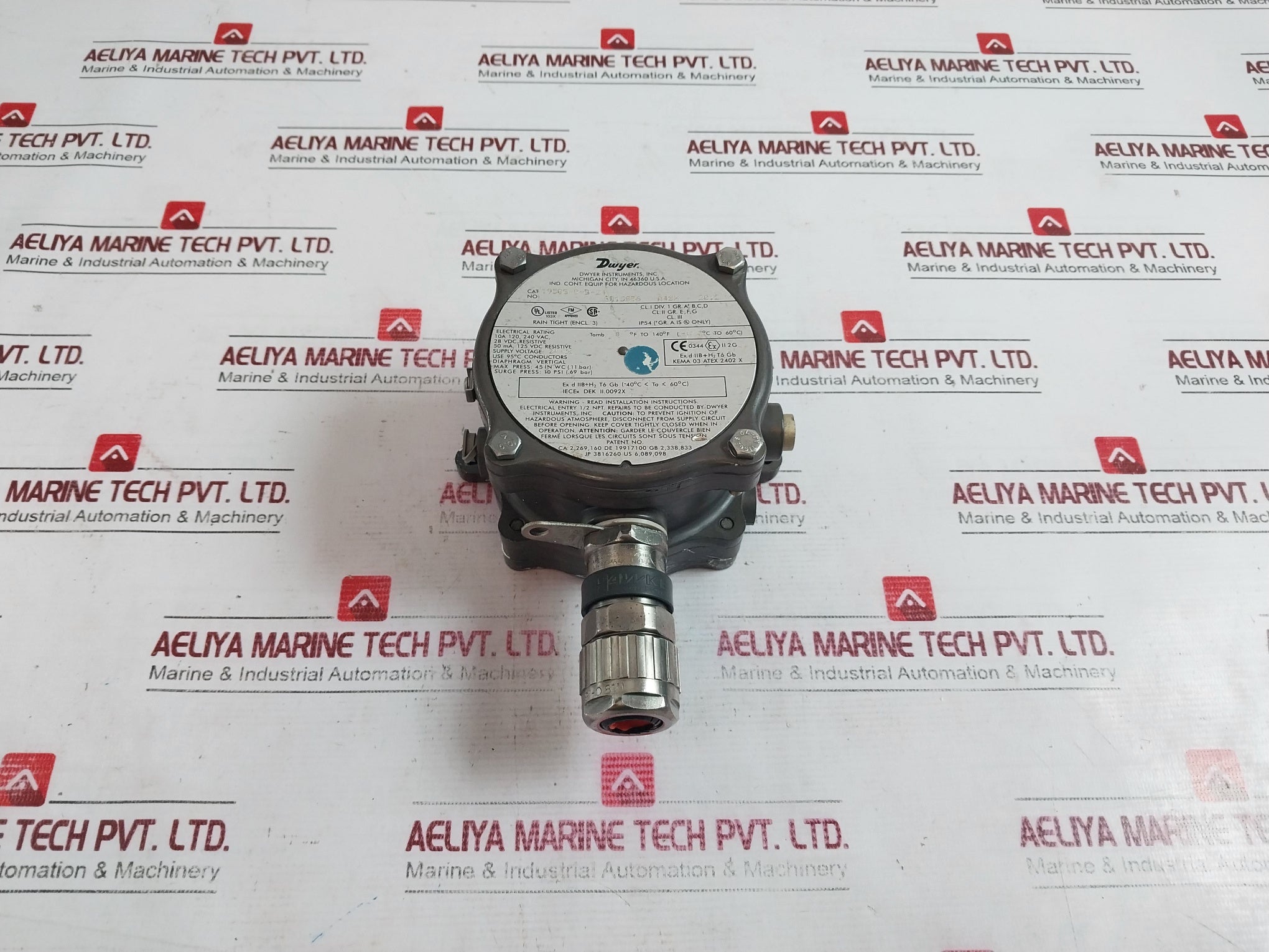 Cleveland Sk2474102 On/off Switch 24 Vdc 3 Switch,On/Off/On,24VDC ...