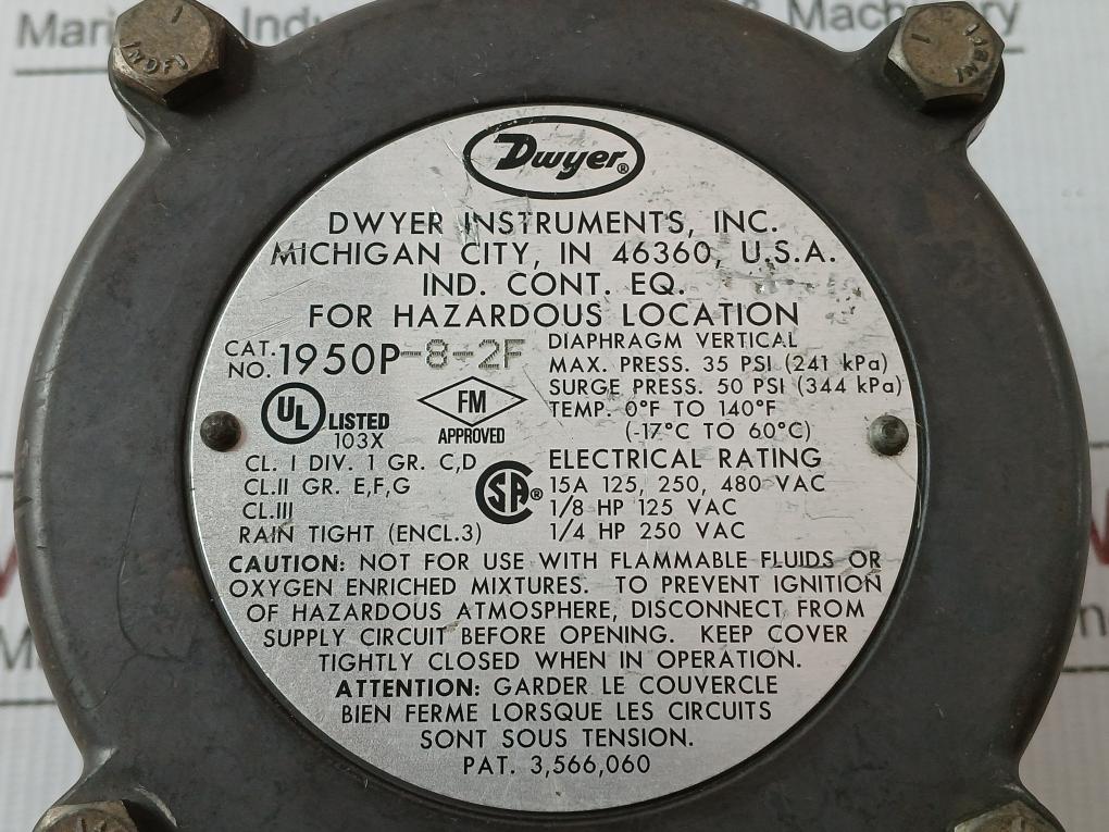 1950P-8-2F Explosion-proof Differential Pressure Switch Dwyer 125 Vac