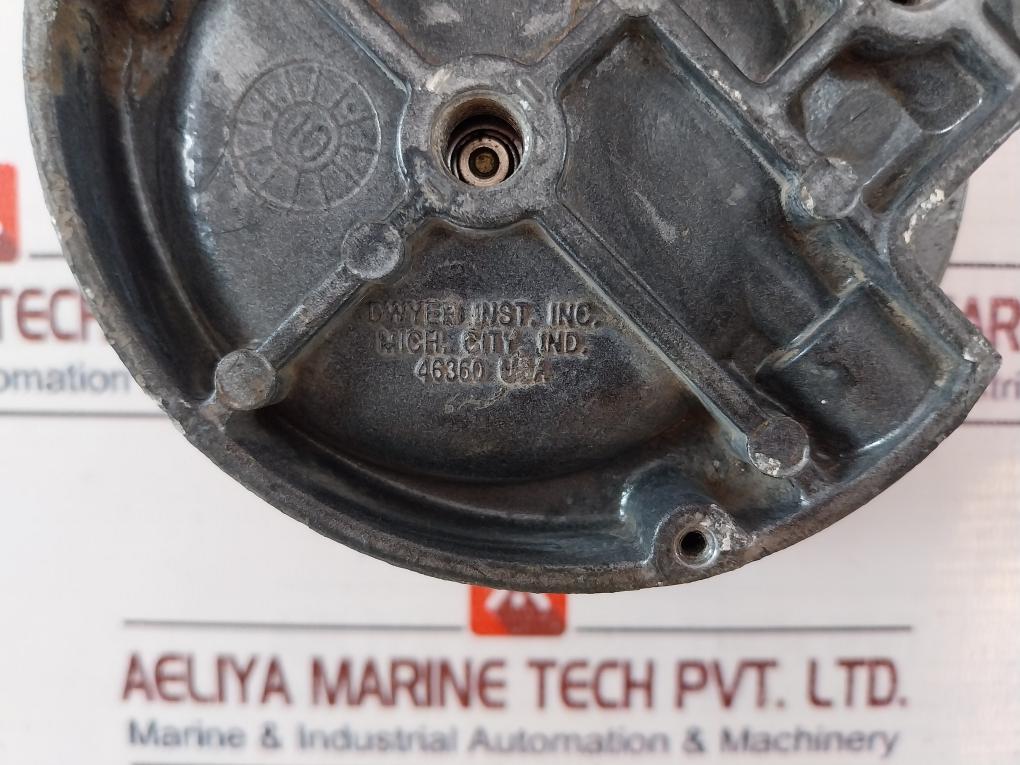 Dwyer 2000-500MBAR-MP Magnehelic Differental Pressure Gauge 0-500mBar