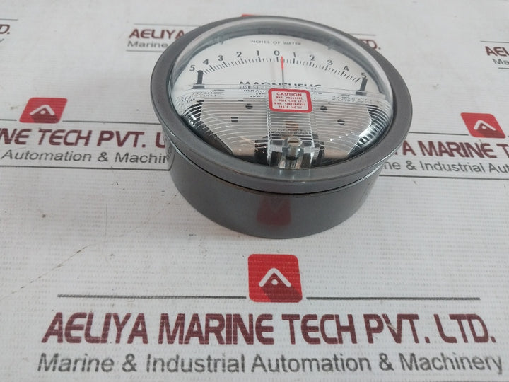 Dwyer 2310 C Magnehelic Differential Pressure Gauge 15 Psig (100Kpa) 94-12Mx-241