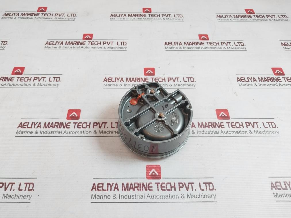Dwyer 2310 C Magnehelic Differential Pressure Gauge 20809301104 15Psig (100 Kpa)