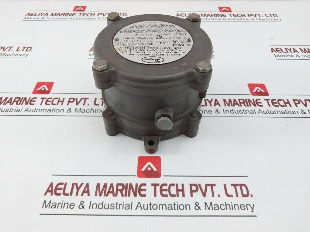 Dwyer Explosion-proof Differential Pressure Switch 480Vac 1950P-8-2F