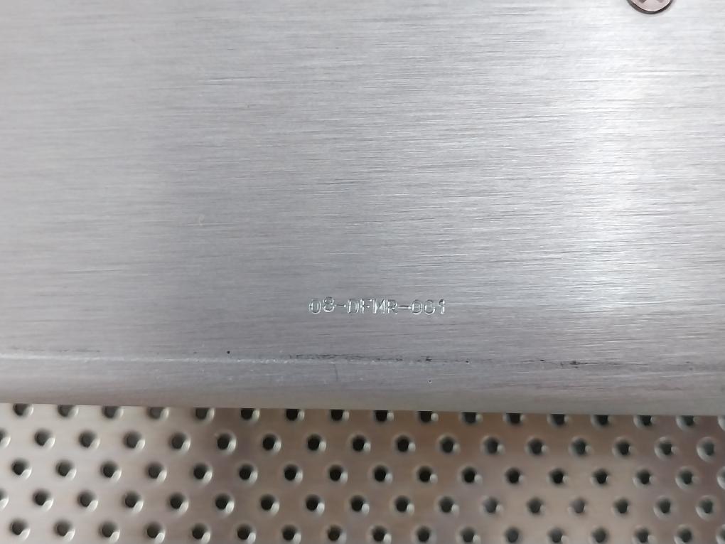 Dynics Fx19Plnmar Operator Interface Monitor 100-240Vac 50-60 Hz