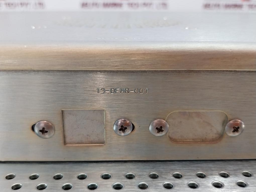 Dynics Fx19Plnmar Operator Interface Monitor 100-240Vac 50-60 Hz