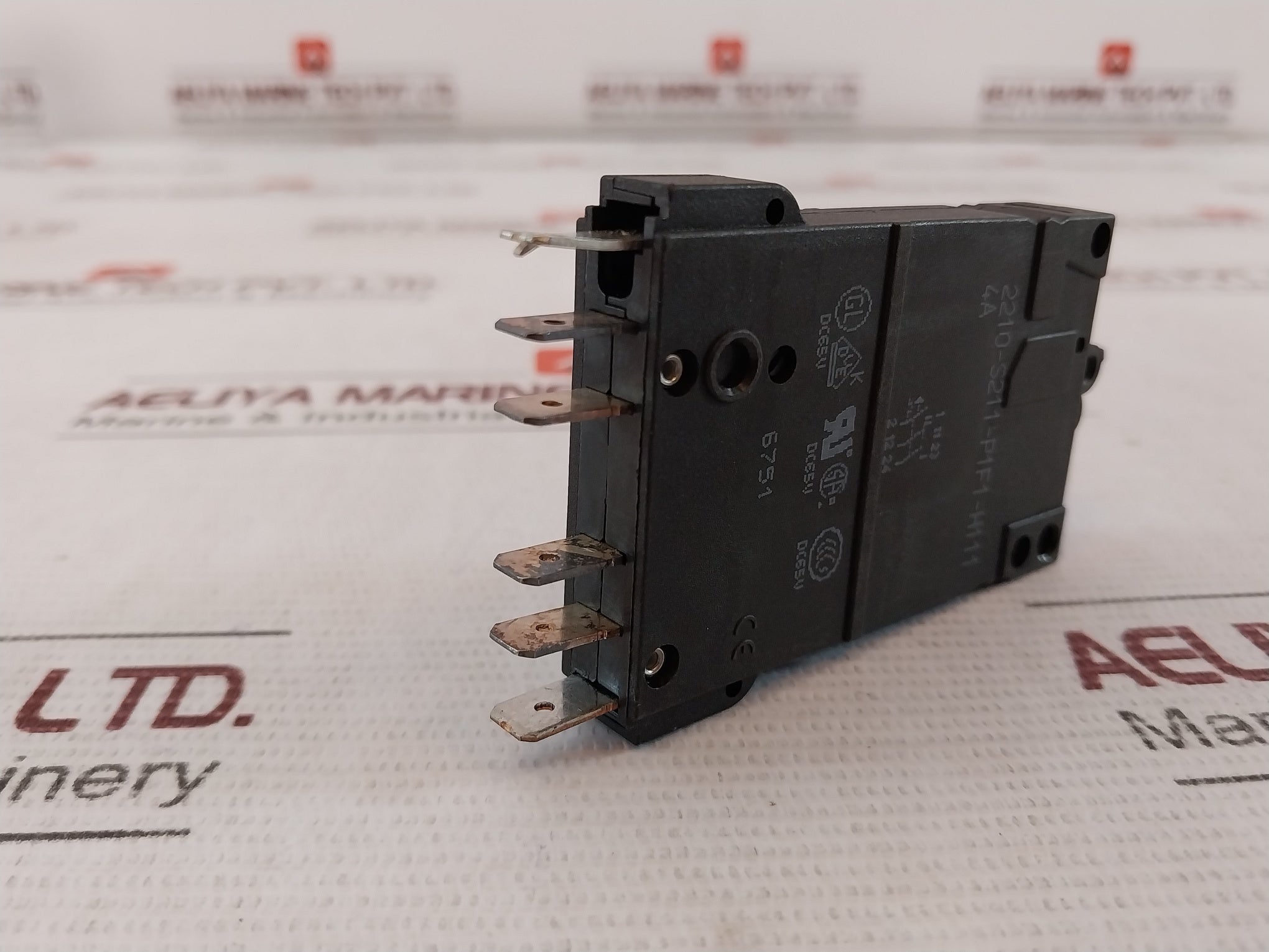 E-t-a 2210-s211-p1F1-h111 Thermal-magnetic Circuit Breaker Dc65V 6751 4A F1