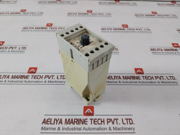 E. Dold U. Sohne Aa 9906.82 Mini Timer A1/A2 Ac 50/60Hz Ac 11 3A/250V