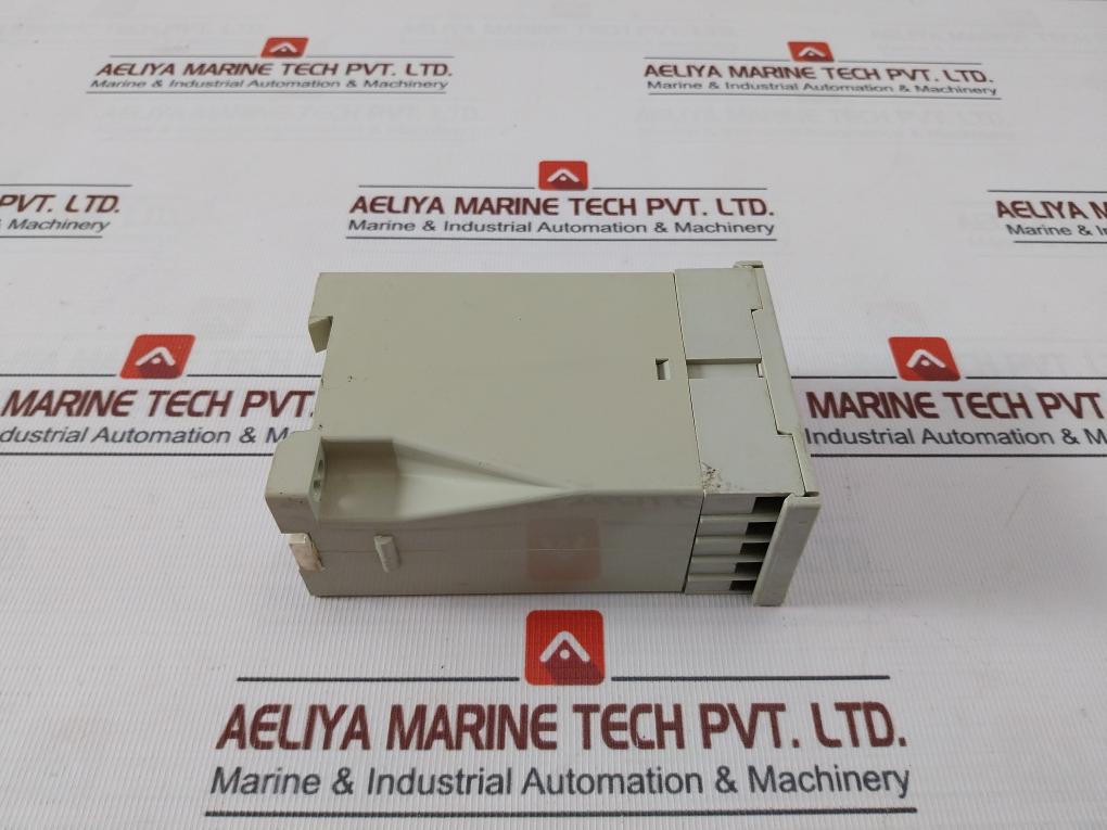 E.Dold U.Sohne Aa 9947 Frequency Relay A1/A2 220V 15-300 Sec