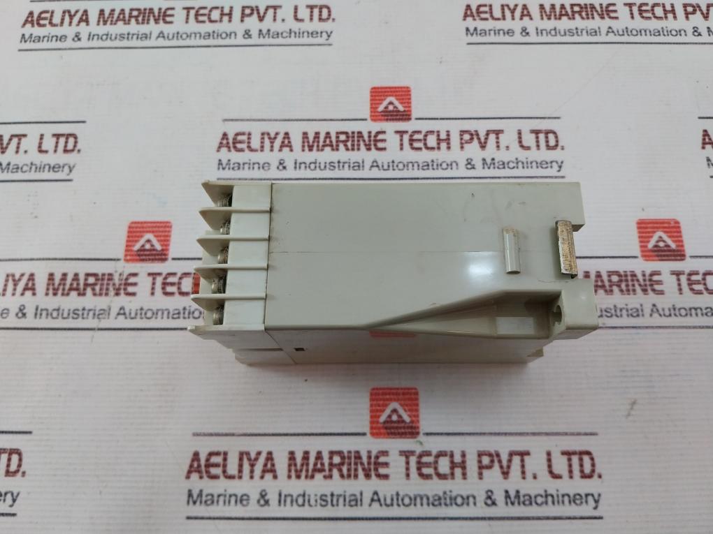 E.Dold U.Sohne Ai 931 Voltage Relay