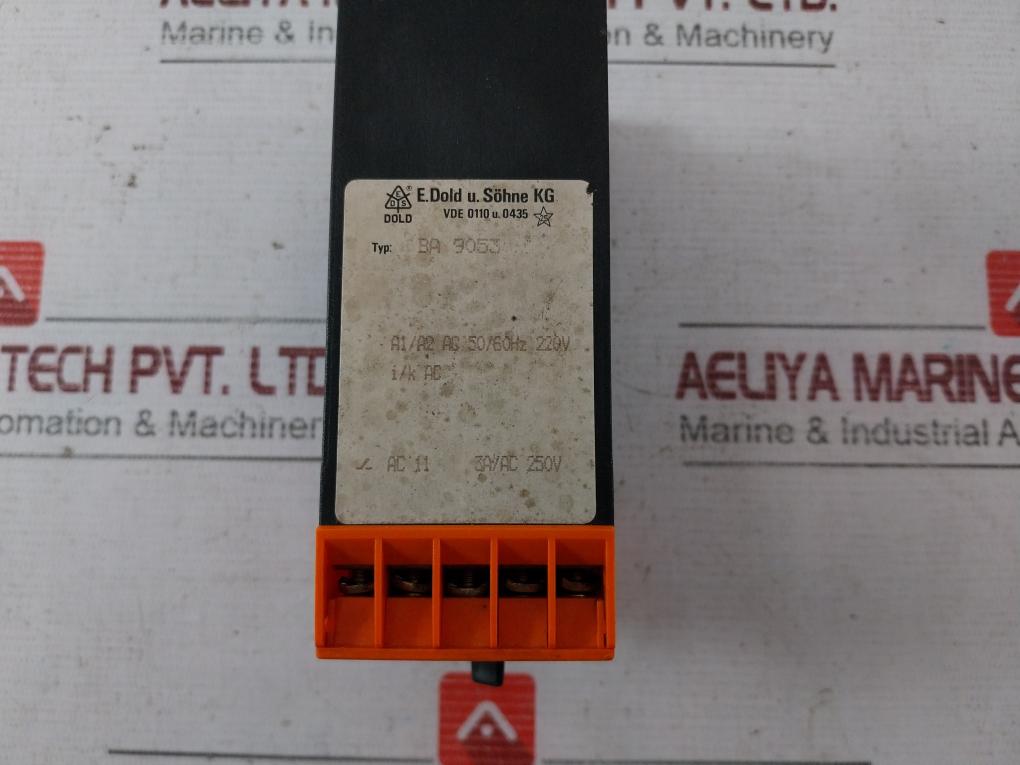 E.Dold U.Sohne Ba 9053 Current Relay 50/60Hz 220V 3A/Ac 250V Vde 0110 U. 0435