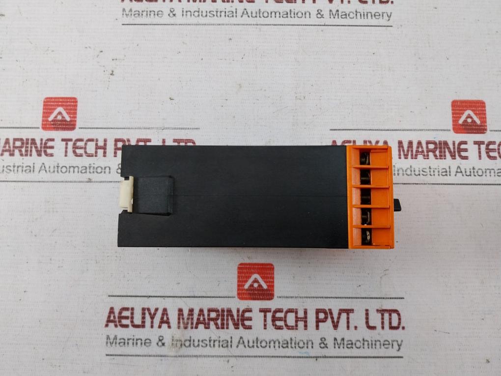 E.Dold U.Sohne Ba 9053 Current Relay 50/60Hz 220V 3A/Ac 250V Vde 0110 U. 0435