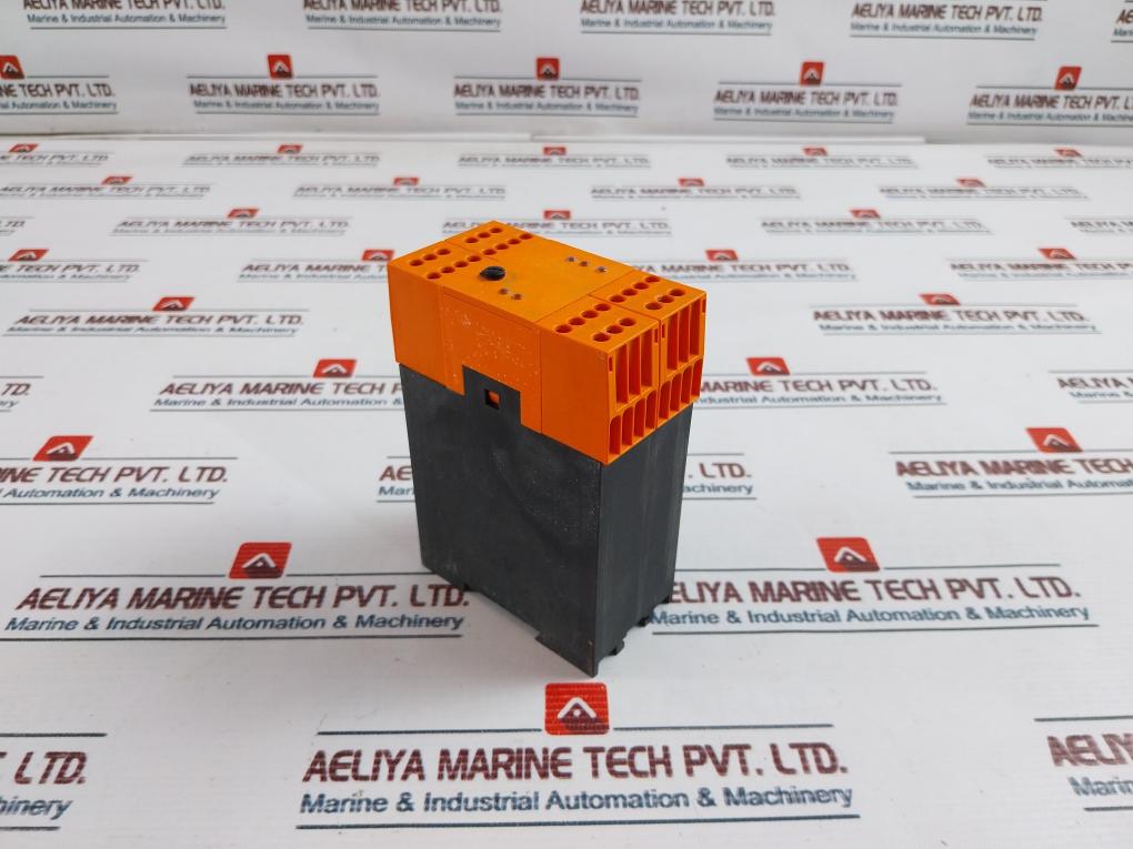 E. Dold & Sohne Bh5928.47/61 Emergency Stop Module W/ Time Delay 60-600S