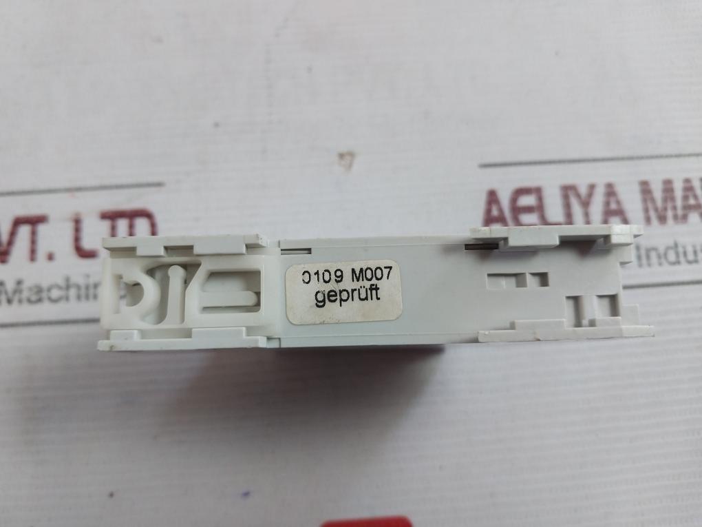 E.Dold & Sohne Ik 8802.12 Interface Relay Ac/Dc 24V Ac15 230V 3A 0012142