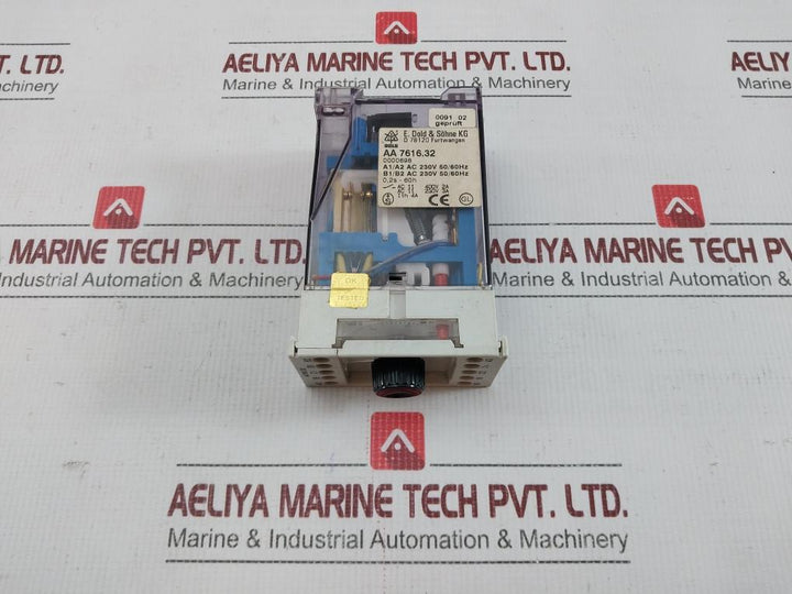 E. Dold & Sohne On-delay Timer 0,2S-60H Part No: Aa 7616.32